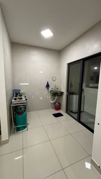 Service Residence for Rent at KR7 Residences - Suresh Kumar - Kitchen - PropertyGuru.com.my