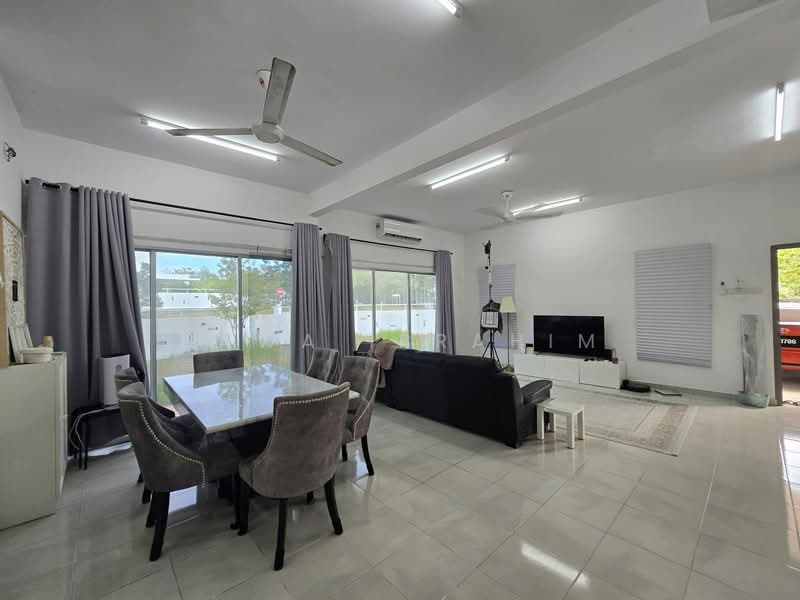 2-storey Terraced House for Sale in Serene Heights (Semenyih) - Hawa Ibrahim - Living Room - PropertyGuru.com.my