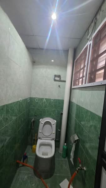 Factory for Rent in Taman Perindustrian Ehsan Jaya (Kepong) - Oscar Tan - Bathroom - PropertyGuru.com.my