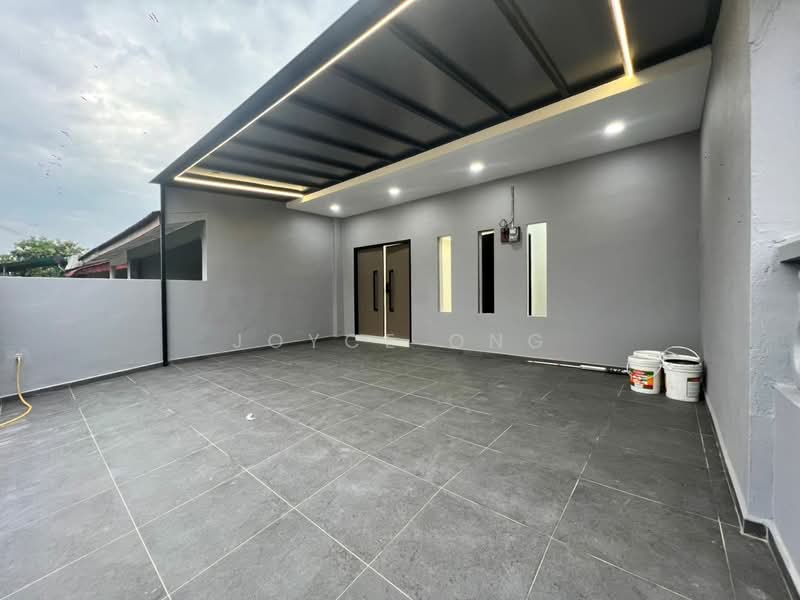 1-storey Terraced House for Sale in Taman Puteri Wangsa (Ulu Tiram) - Joyce Ong - Exterior - PropertyGuru.com.my