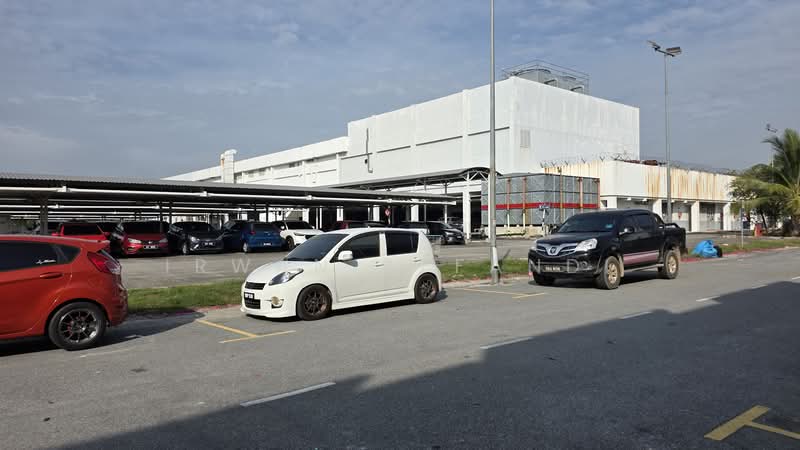 Shop / Office for Rent in Taman Seri Jaromas (Jenjarom) - Irwan Affandi - Exterior - PropertyGuru.com.my