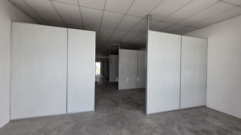 Shop / Office for Rent in Taman Seri Jaromas (Jenjarom) - Irwan Affandi - Interior - PropertyGuru.com.my