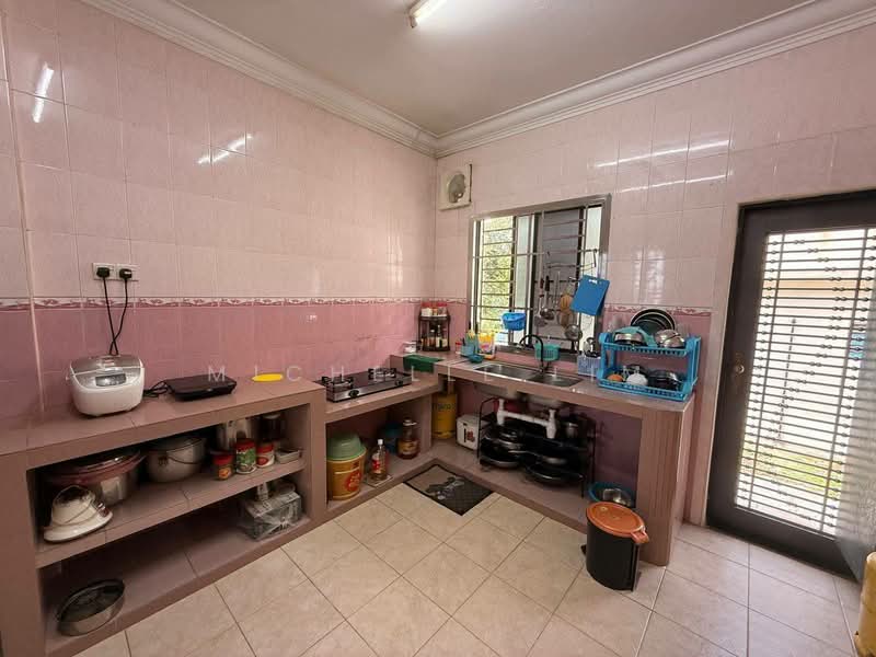 2-storey Terraced House for Sale in Bukit Indah (Iskandar Puteri (Nusajaya)) - Michelle Lim - Kitchen - PropertyGuru.com.my