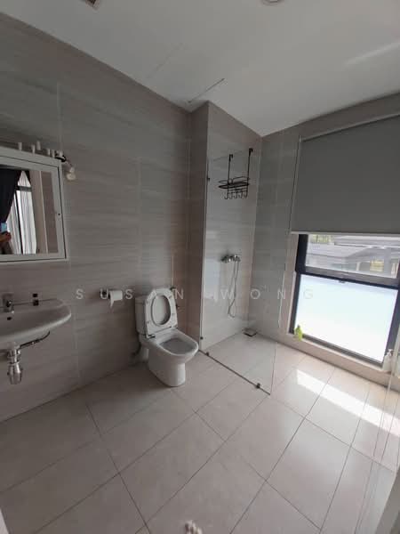 Bungalow for Sale in Kota Kemuning (Shah Alam) - Susan Wong - Bathroom - PropertyGuru.com.my