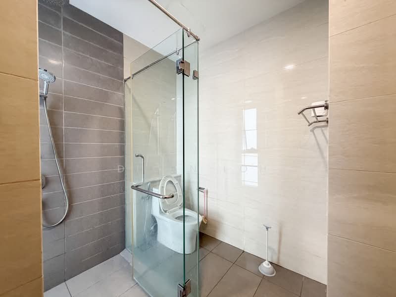 Service Residence for Rent at Tropicana Gardens - Dixon Loh - Bathroom - PropertyGuru.com.my