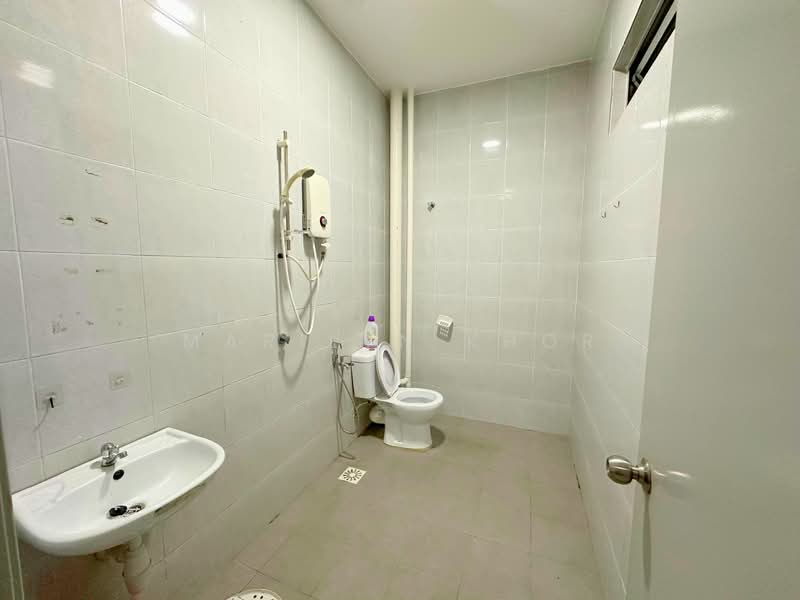 Pangsapuri Setia Impian @ Kajang untuk Untuk Dijual - RM 310,000, Mac 2026 - Bathroom - PropertyGuru.com.my