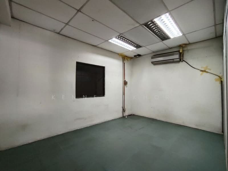Factory for Rent in Ulu Tiram (Johor) - Kenneth Khor - Interior - PropertyGuru.com.my