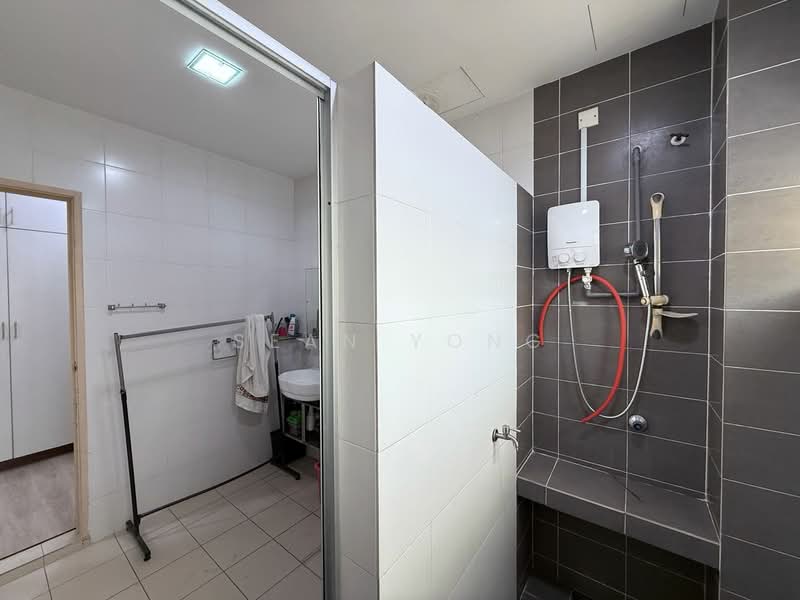 Rumah Teres 3 Tingkat untuk Dijual di Selayang (Selangor) - Sean Yong - Bathroom - PropertyGuru.com.my