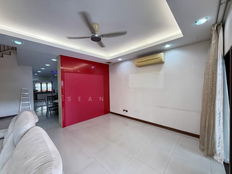 Rumah Teres 3 Tingkat untuk Dijual di Selayang (Selangor) - Sean Yong - Living Room - PropertyGuru.com.my