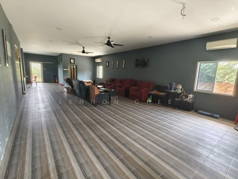 Bungalow for Sale in Ulu Yam (Selangor) - Lennon Chee - Living Room - PropertyGuru.com.my