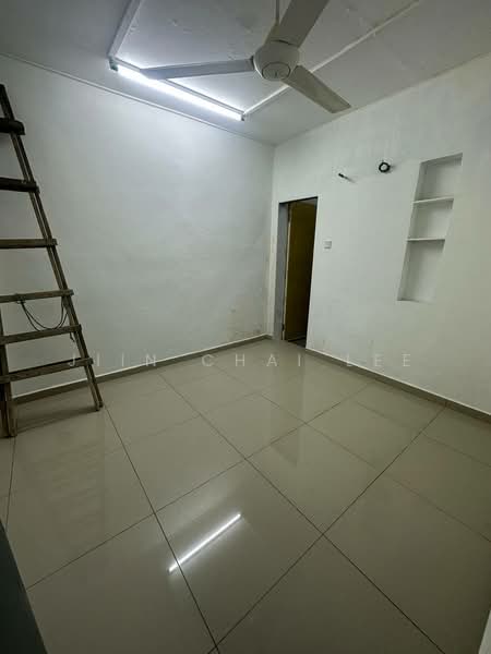 Taman Universiti untuk Untuk Dijual - RM 335,000, Feb 2026 - Interior - PropertyGuru.com.my
