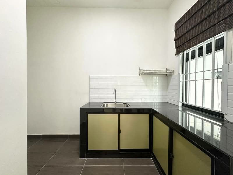 Opal @ Taman Mutiara Mas untuk Untuk Dijual - RM 1,080,000, Feb 2026 - Kitchen - PropertyGuru.com.my