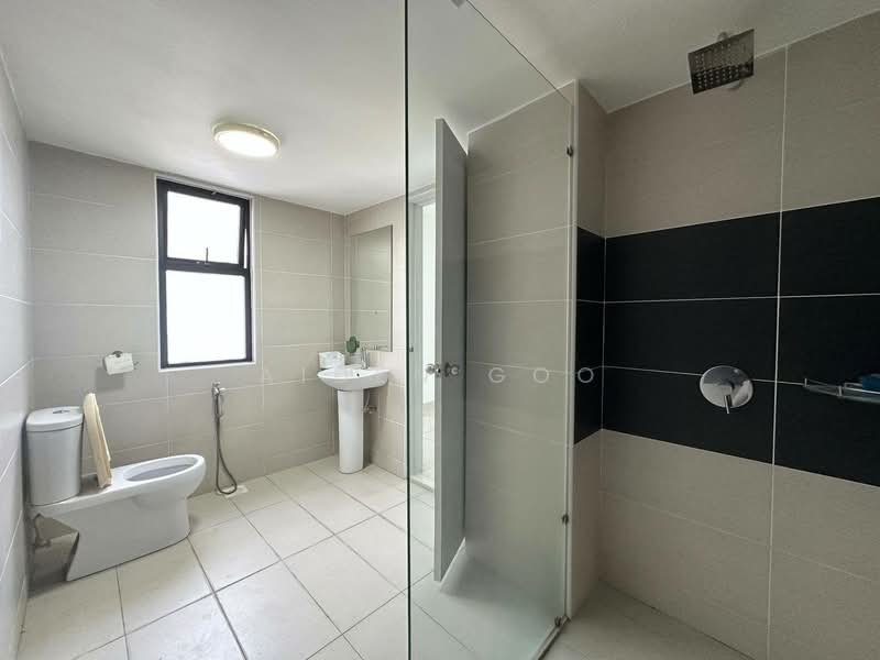 Opal @ Taman Mutiara Mas untuk Untuk Dijual - RM 1,080,000, Feb 2026 - Bathroom - PropertyGuru.com.my