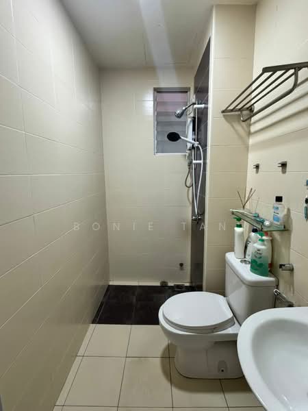 Condominium for Sale at Rosvilla Condominium - Bonie Tan - Bathroom - PropertyGuru.com.my