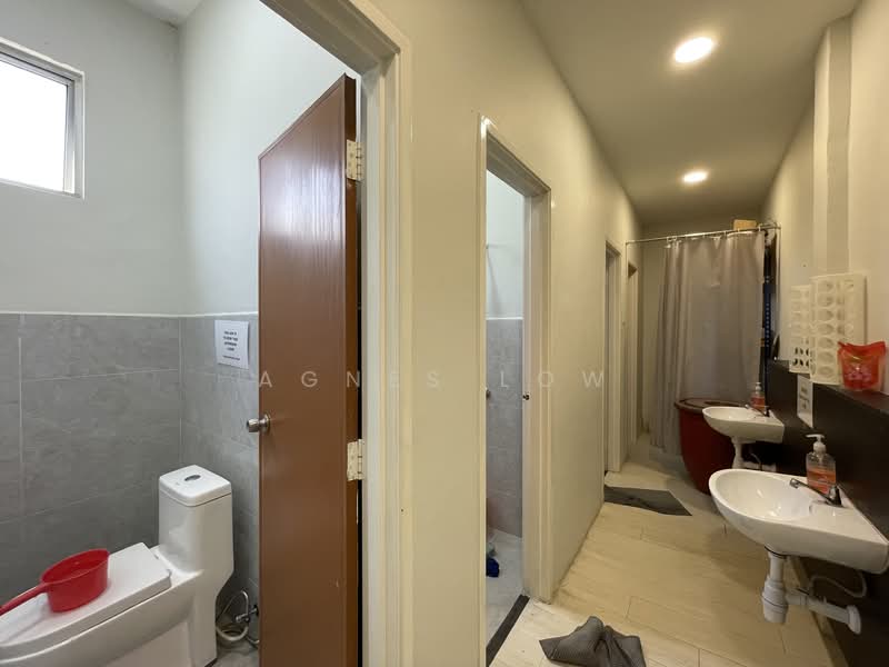 Shop / Office for Rent in Bukit Indah (Iskandar Puteri (Nusajaya)) - Agnes Low - Bathroom - PropertyGuru.com.my
