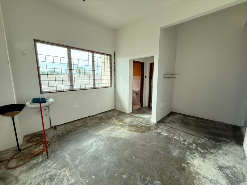 Kedai untuk Disewa di Kajang (Selangor) - Alven Lim - Interior - PropertyGuru.com.my
