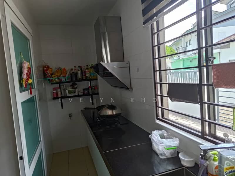 2-storey Terraced House for Sale in Rawang (Selangor) - Evelyn Khoo - Kitchen - PropertyGuru.com.my