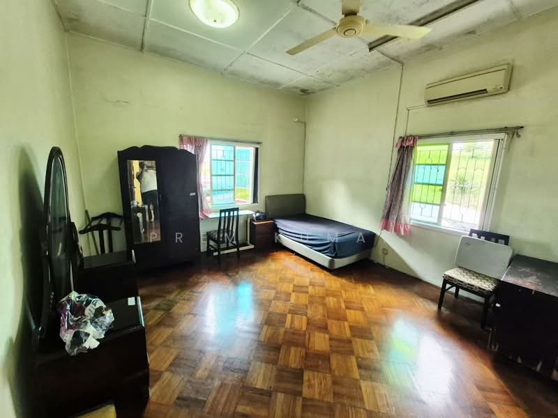 Bungalow for Sale in Bukit Gasing (Petaling Jaya) - Prem Kumar - Bedroom - PropertyGuru.com.my
