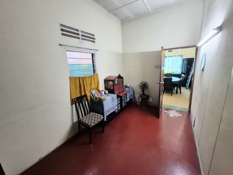 Bungalow for Sale in Bukit Gasing (Petaling Jaya) - Prem Kumar - Living Room - PropertyGuru.com.my