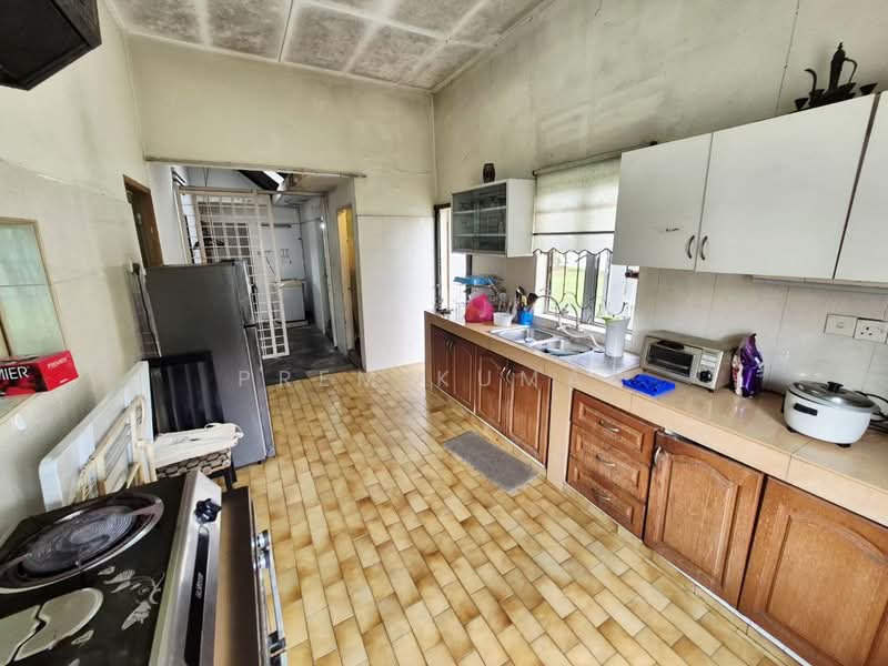 Bungalow for Sale in Bukit Gasing (Petaling Jaya) - Prem Kumar - Kitchen - PropertyGuru.com.my