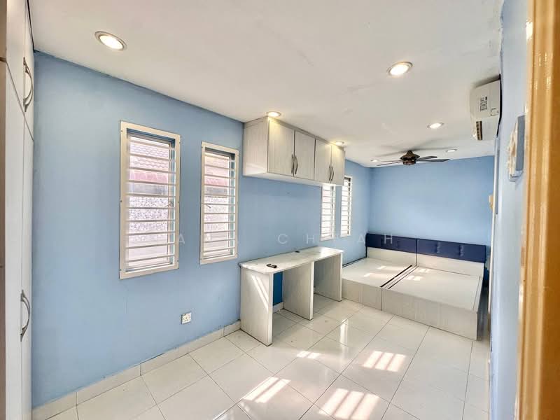 2-storey Terraced House for Sale in Saujana (Selangor) - Nana Cheah - Bedroom - PropertyGuru.com.my