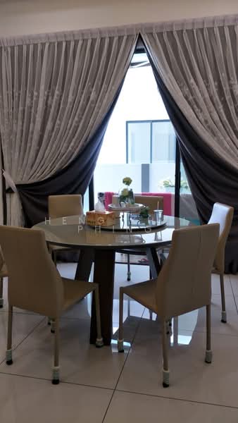 Bungalow for Sale in Krubong (Melaka) - Heng Khui Phing - Dining Room - PropertyGuru.com.my