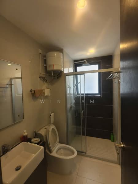 Bay Point @ Country Garden Danga Bay untuk Untuk Disewa - RM 2,200 /bulan, Mac 2026 - Bathroom - PropertyGuru.com.my