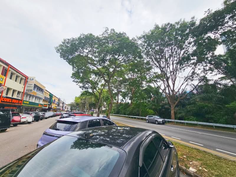 Shop / Office for Rent in Taman Pelangi (Johor Bahru) - Stella Chia - Exterior - PropertyGuru.com.my