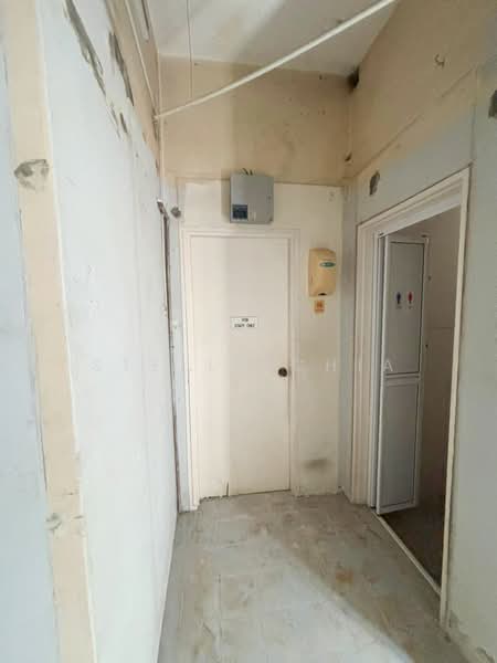 Shop / Office for Rent in Taman Pelangi (Johor Bahru) - Stella Chia - Interior - PropertyGuru.com.my
