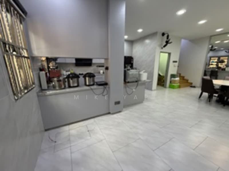2.5-storey Terraced House for Sale in Taman Gembira (Jalan Klang Lama (Old Klang Road)) - Mike Yap - Kitchen - PropertyGuru.com.my