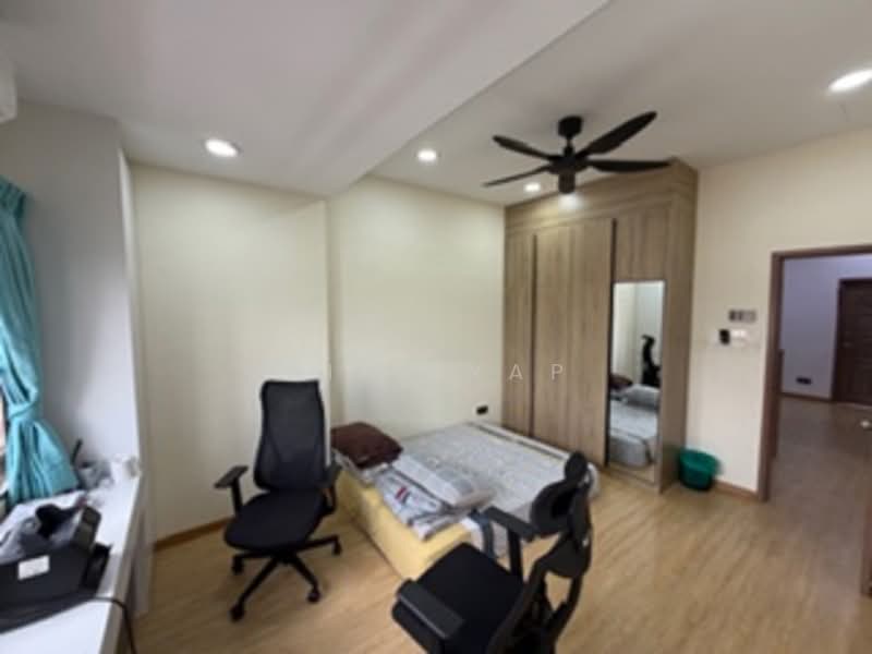 2.5-storey Terraced House for Sale in Taman Gembira (Jalan Klang Lama (Old Klang Road)) - Mike Yap - Bedroom - PropertyGuru.com.my
