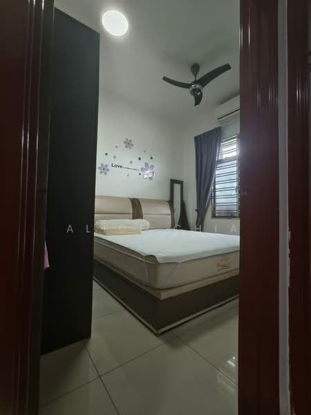 Taman Mutiara Rini untuk Untuk Disewa - RM 3,500 /bulan, Mac 2026 - Bedroom - PropertyGuru.com.my
