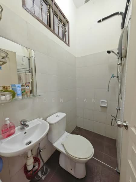 Damansara Aliff Damansaras Aliffs untuk Untuk Dijual - RM 770,000, Mac 2026 - Bathroom - PropertyGuru.com.my