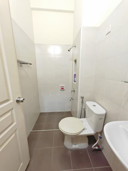 Damansara Aliff Damansaras Aliffs untuk Untuk Dijual - RM 770,000, Mac 2026 - Bathroom - PropertyGuru.com.my