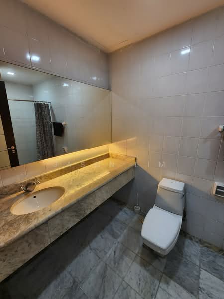 The Straits View Condominium untuk Untuk Disewa - RM 5,000 /bulan, Feb 2026 - Bathroom - PropertyGuru.com.my