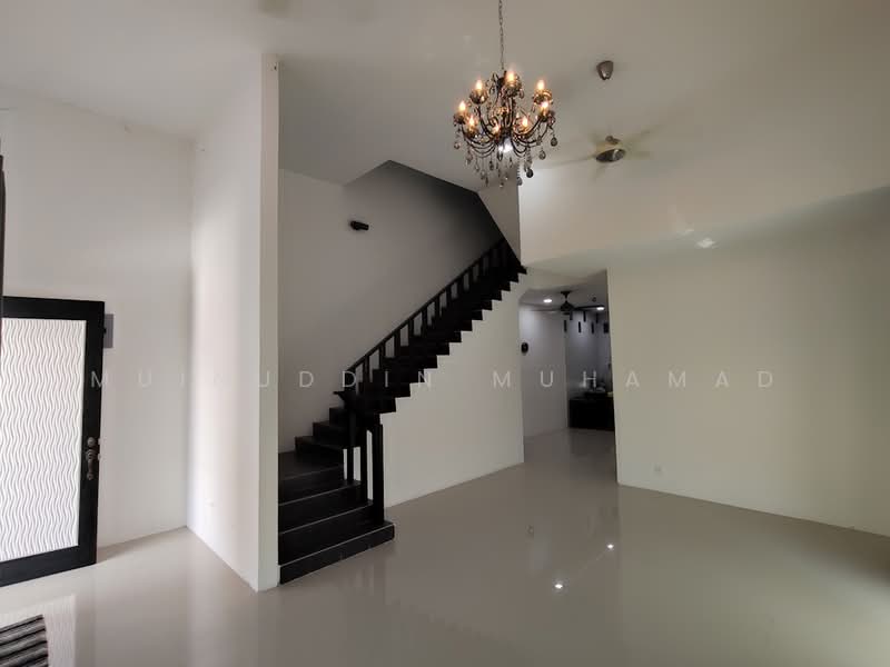Semi-Detached House for Sale in Ipoh (Perak) - Muinuddin Muhamad - Entrance - PropertyGuru.com.my