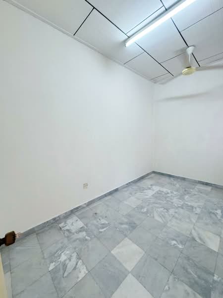 1-storey Terraced House for Sale in Taman Daya (Johor Bahru) - JB Wendy - Interior - PropertyGuru.com.my