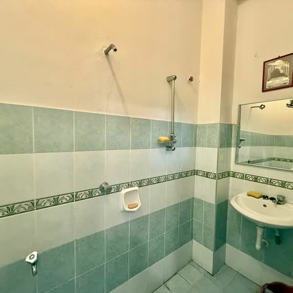 Impian Emas Impians Ema untuk Untuk Dijual - RM 938,000, Feb 2026 - Bathroom - PropertyGuru.com.my