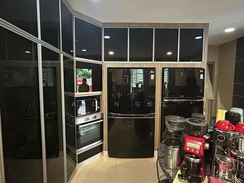 Sutera untuk Untuk Dijual - RM 2,200,000, Feb 2026 - Kitchen - PropertyGuru.com.my