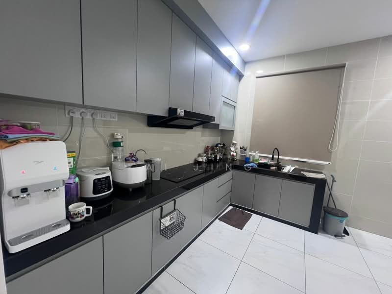 Taman Austin Duta Taman Taman Austin Duta Austin Duta Taman Austin Duta untuk Untuk Dijual - RM 880,000, Mac 2026 - Kitchen - PropertyGuru.com.my