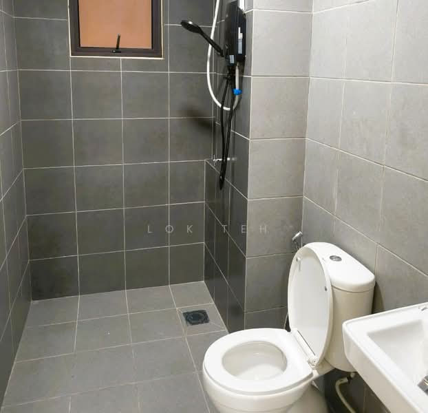 Vierra Residence untuk Untuk Disewa - RM 1,500 /bulan, Mac 2026 - Bathroom - PropertyGuru.com.my