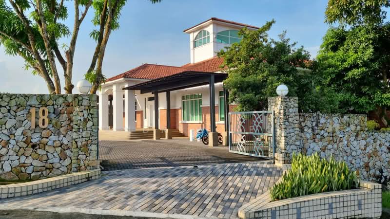 Bungalow for Sale in Leisure Farm (Gelang Patah) - Andrew Teo - Exterior - PropertyGuru.com.my
