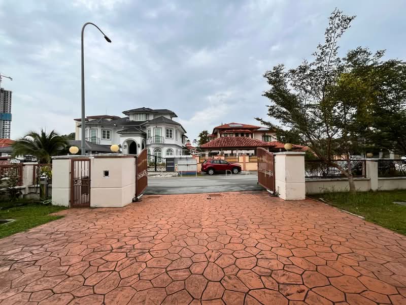 Bungalow for Sale in Cheras (Selangor) - Noraini Dahan - Exterior - PropertyGuru.com.my