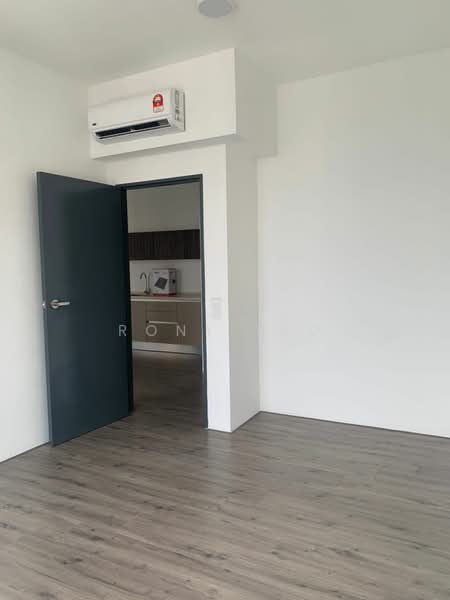 Service Residence for Sale at Henna Residence @ The Quartz WM - Rony Yeo - Interior - PropertyGuru.com.my