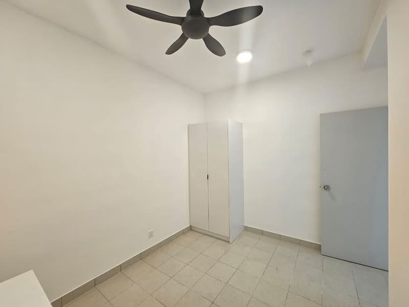 Idaman Bukit Jelutong untuk Untuk Disewa - RM 1,850 /bulan, Feb 2026 - Interior - PropertyGuru.com.my