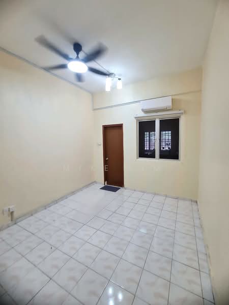 Taman Semenyih Mewah untuk Untuk Dijual - RM 550,000, Mac 2026 - Interior - PropertyGuru.com.my