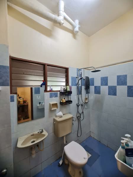 Taman Semenyih Mewah untuk Untuk Dijual - RM 550,000, Mac 2026 - Bathroom - PropertyGuru.com.my