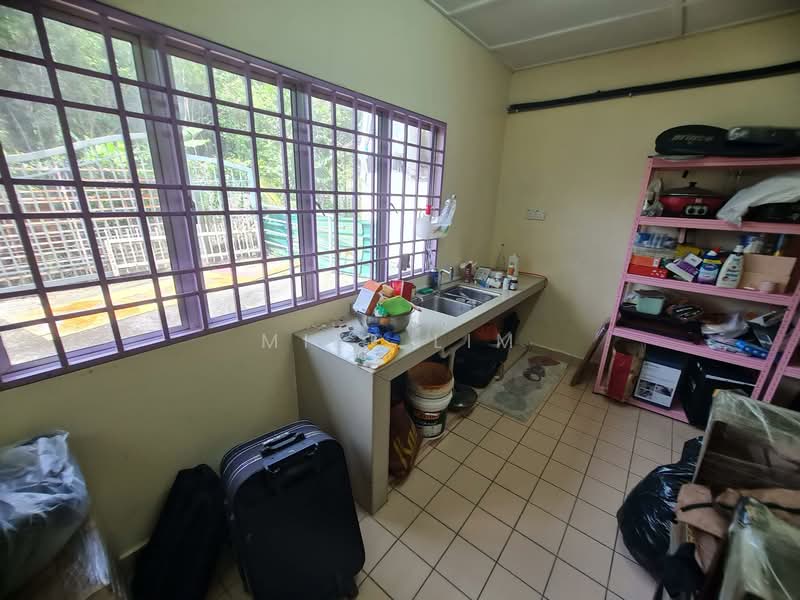 Taman Semenyih Mewah untuk Untuk Dijual - RM 550,000, Mac 2026 - Kitchen - PropertyGuru.com.my