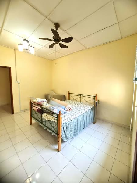 Taman Semenyih Mewah untuk Untuk Dijual - RM 550,000, Mac 2026 - Bedroom - PropertyGuru.com.my