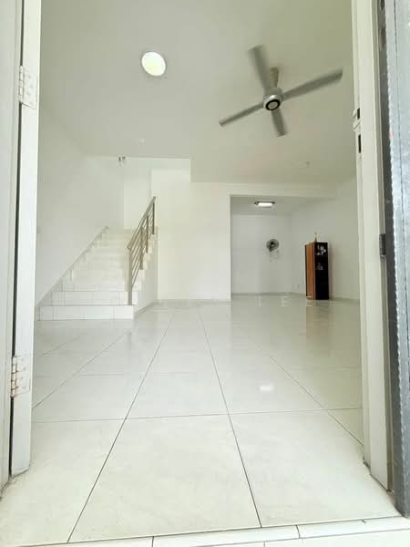 Bukit Indah Indah Park Gated Guarded Double Storey Terrace House for Sale untuk Untuk Dijual - RM 828,000, Apr 2026 - Entrance - PropertyGuru.com.my
